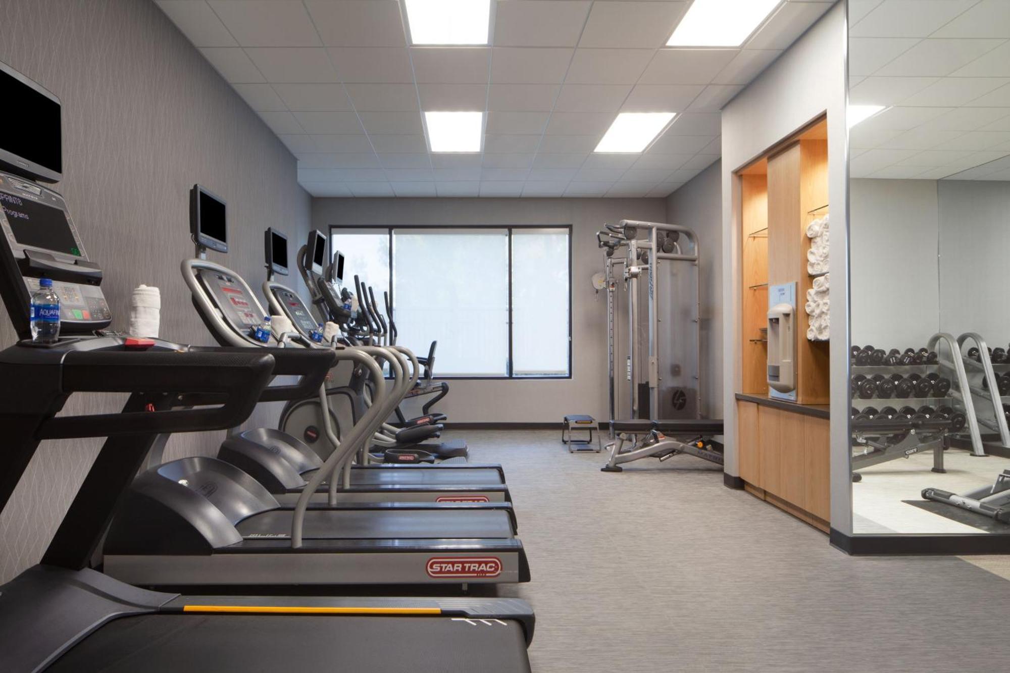 Courtyard By Marriott Newark Silicon Valley Luaran gambar